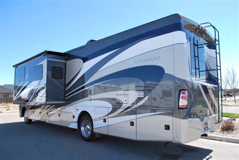 Luxury Class A Motorhome Rentals 